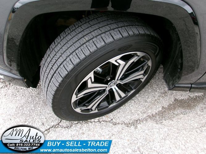 Used 2023 Toyota RAV4 XSE AWD/4WD image 24