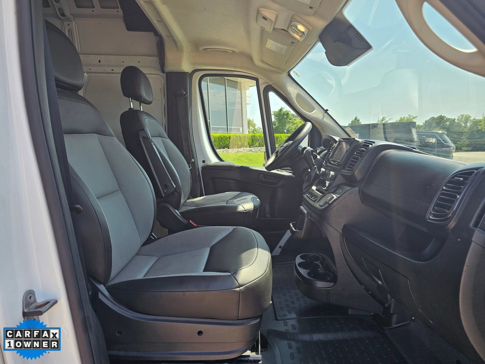 Used 2025 RAM ProMaster 2500 w/ Convenience Group FWD image 23
