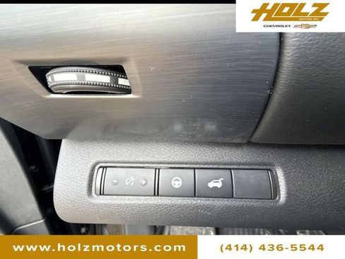 Used 2025 Nissan Pathfinder Rock Creek image 17