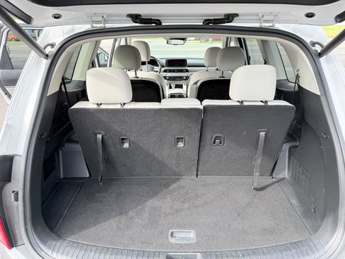 Used 2021 Kia Telluride EX w/ EX Premium Package image 16