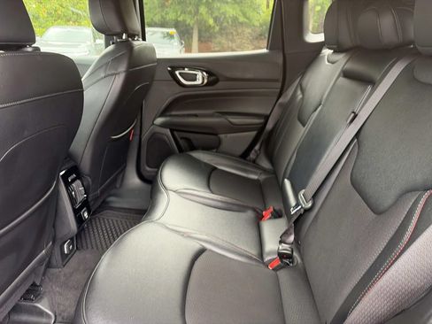 Used 2024 Jeep Compass Trailhawk AWD/4WD image 11