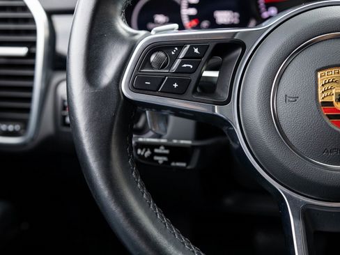 Certified 2021 Porsche Cayenne image 15