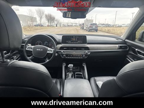 Used 2022 Kia Telluride EX w/ EX Premium Package image 21
