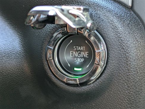 Used 2021 Chevrolet Silverado 1500 LT Trail Boss image 31