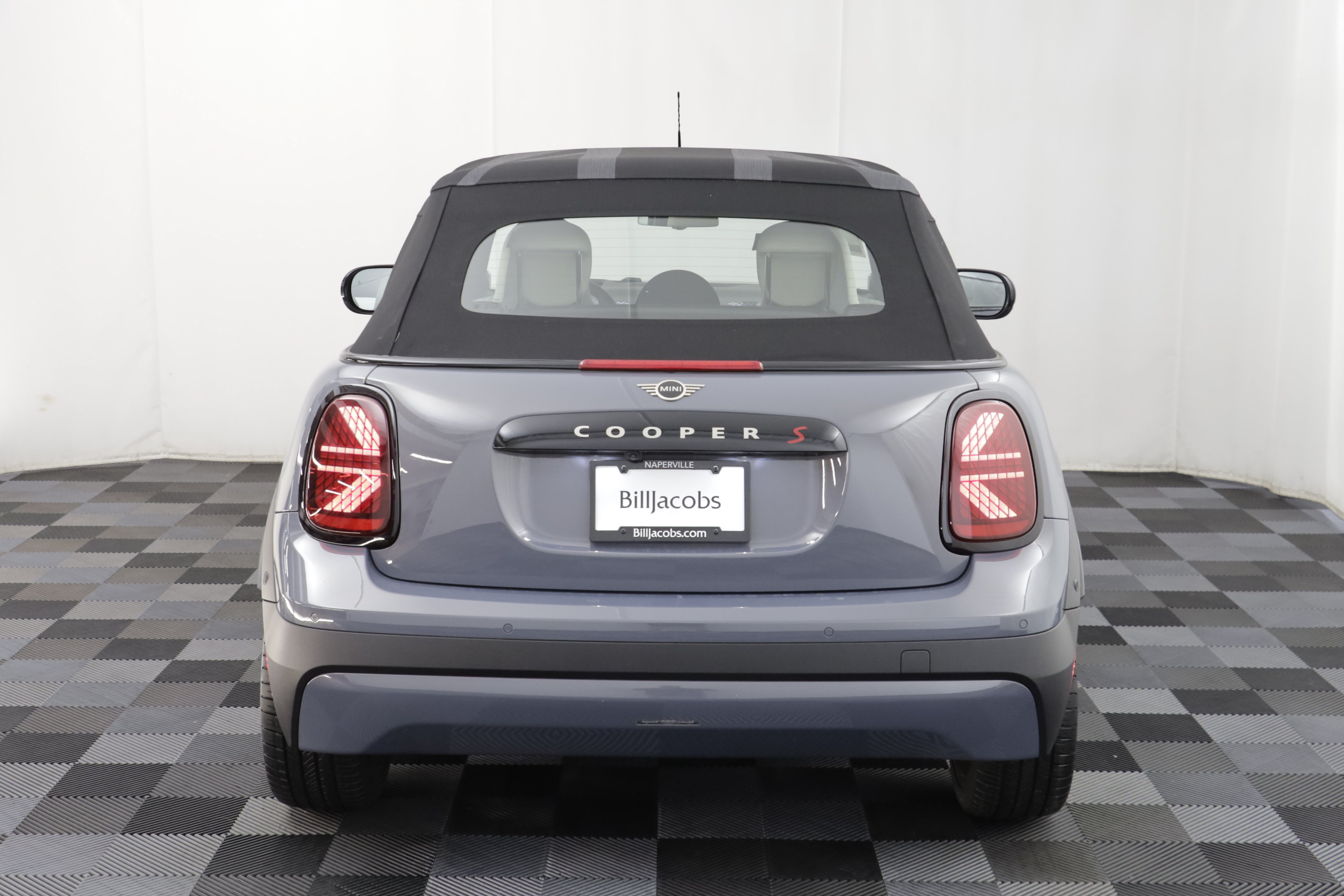 Certified 2025 MINI Cooper S FWD image 14