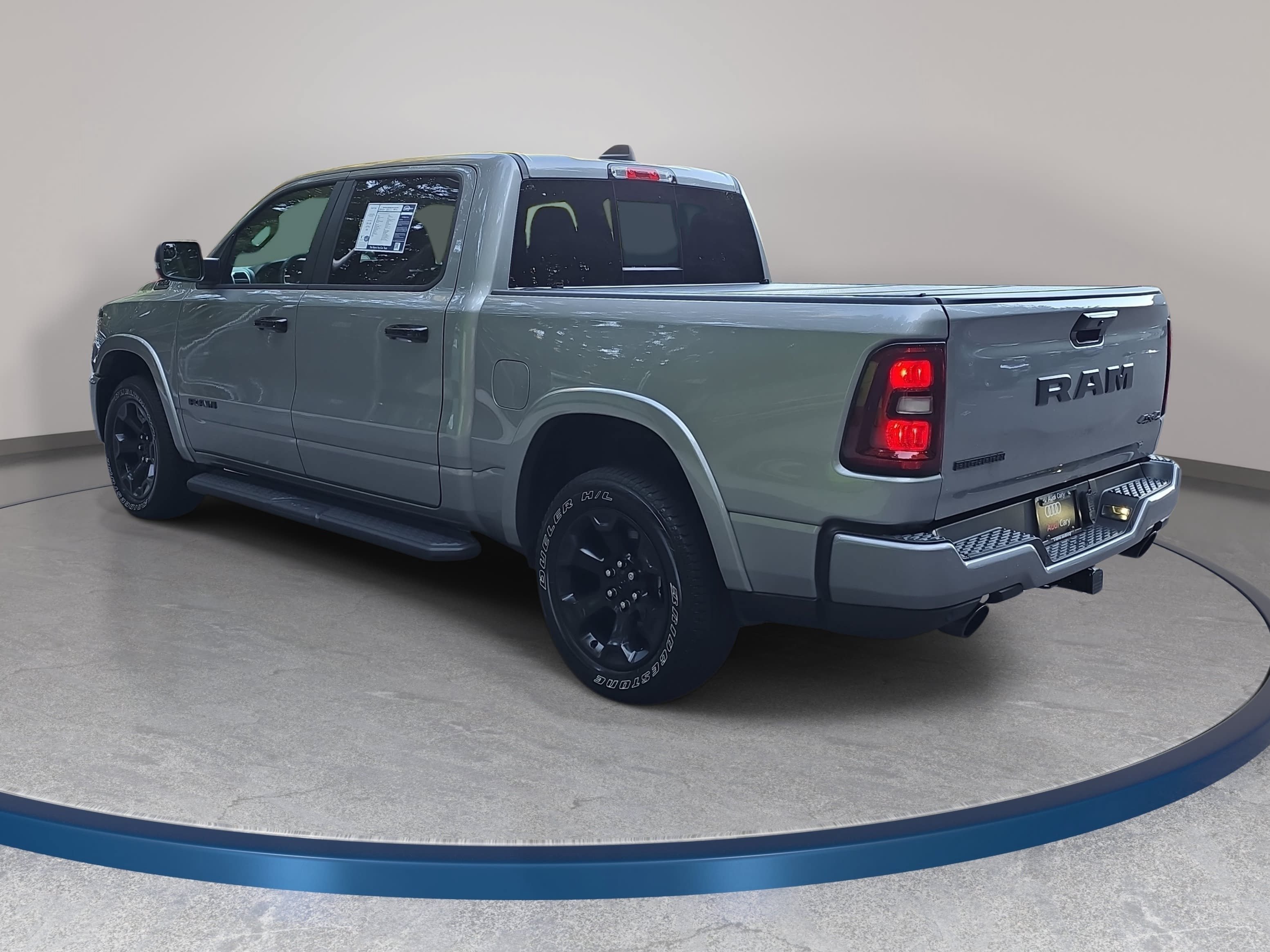 Used 2025 RAM 1500 Big Horn AWD/4WD image 7