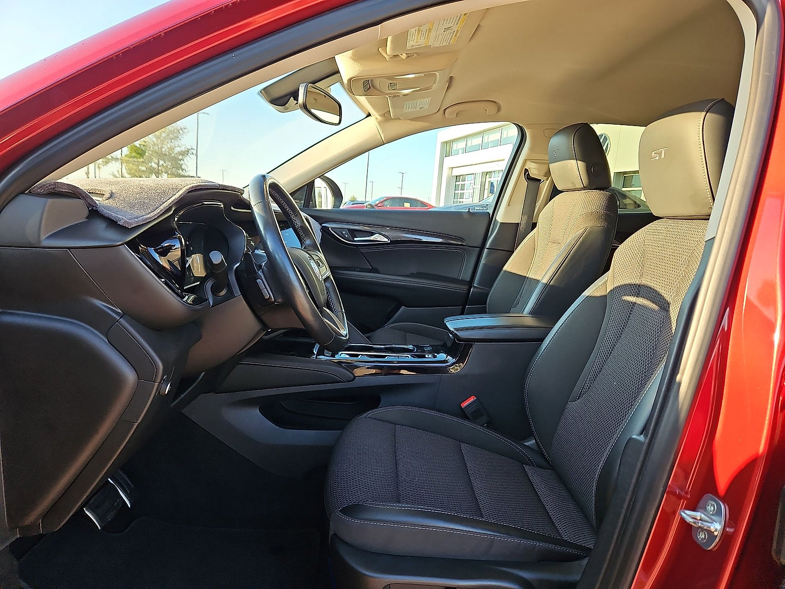 Used 2023 Buick Envision Preferred FWD image 16