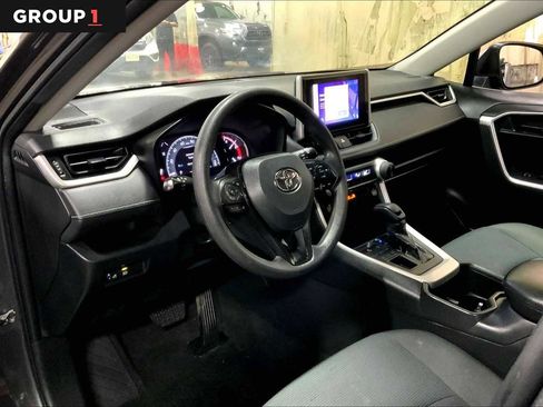 Used 2023 Toyota RAV4 LE image 18