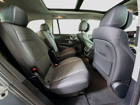 New 2026 Mercedes-Benz GLS 450 4MATIC image 30