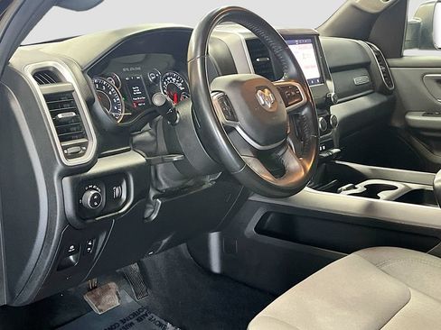 Used 2022 RAM 1500 Big Horn AWD/4WD image 9