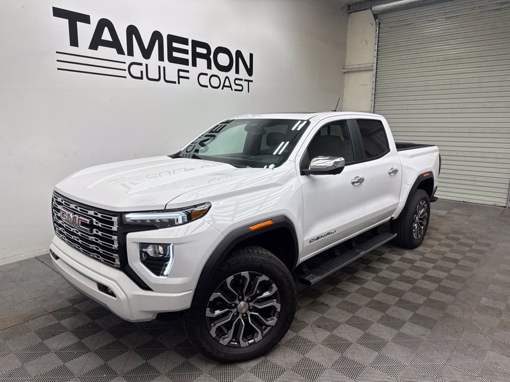 Used 2026 GMC Canyon Denali AWD/4WD image 1