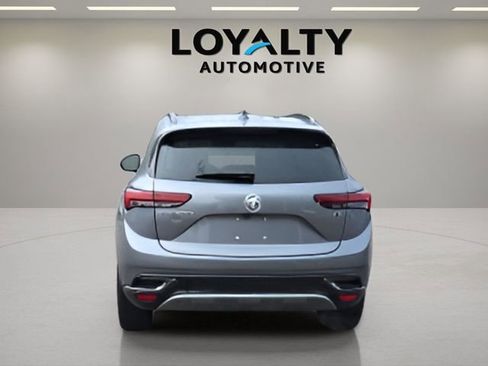 Used 2021 Buick Envision Essence w/ Technology Package I image 4