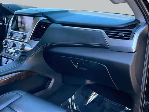 Used 2017 Chevrolet Tahoe LT AWD/4WD image 18