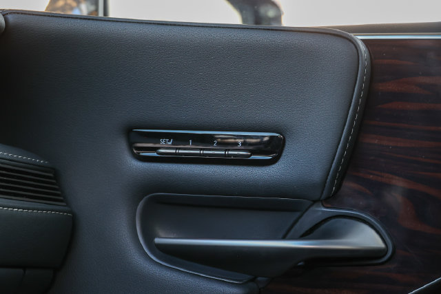 Used 2021 Lexus LS 500 AWD w/ Interior Upgrade Package image 14