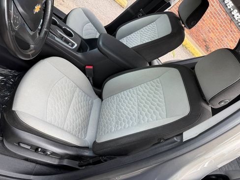 Used 2019 Chevrolet Equinox LT FWD image 11