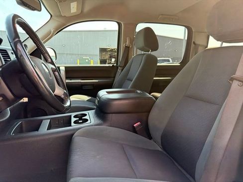 Used 2009 Chevrolet Silverado 1500 LT w/ Power Pack Plus AWD/4WD image 24