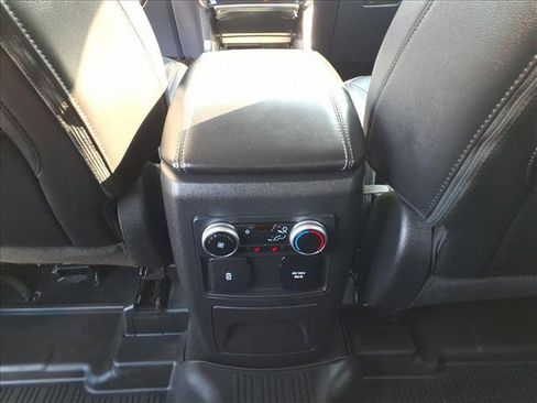 Used 2023 Ford Explorer Limited AWD/4WD image 31