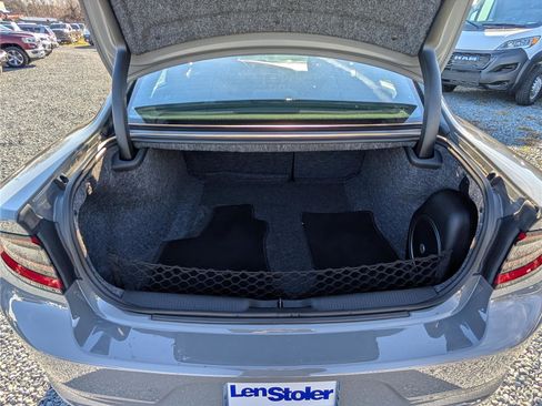 Used 2023 Dodge Charger SXT w/ Blacktop Package image 12