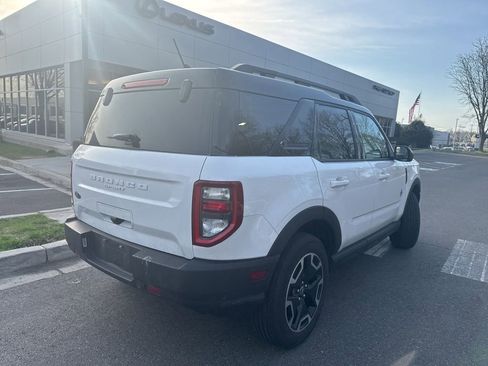 Used 2024 Ford Bronco Sport Outer Banks image 8