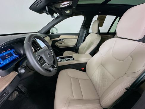 Used 2026 Volvo XC90 T8 Plus w/ Protection Package Premier AWD/4WD image 34
