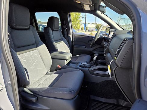 New 2026 Nissan Frontier SV image 11