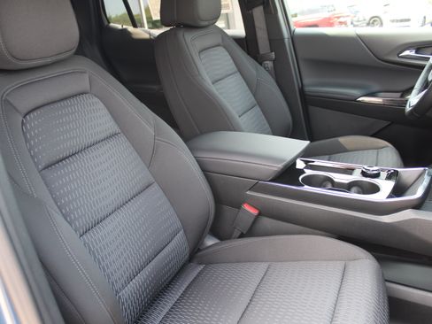 New 2027 Chevrolet Equinox LT AWD/4WD image 15