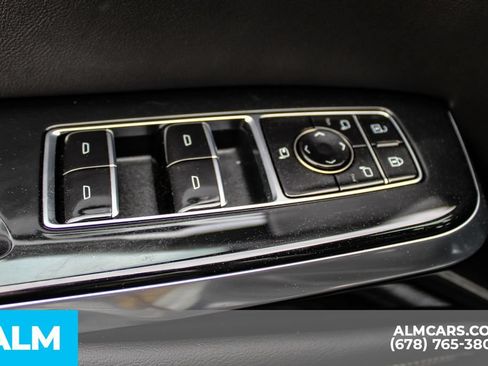 Used 2025 Cadillac Escalade Sport AWD/4WD image 40
