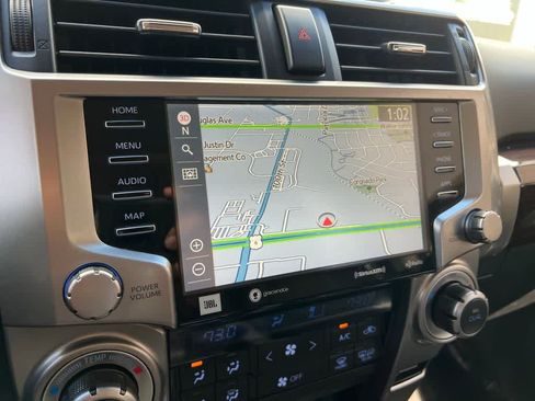 Used 2020 Toyota 4Runner Limited image 34