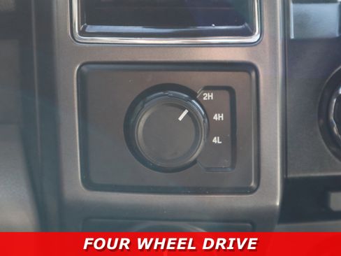 Used 2017 Ford F150 XLT w/ Trailer Tow Package image 23