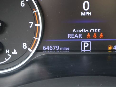Used 2024 Nissan Altima 2.5 SV FWD image 10
