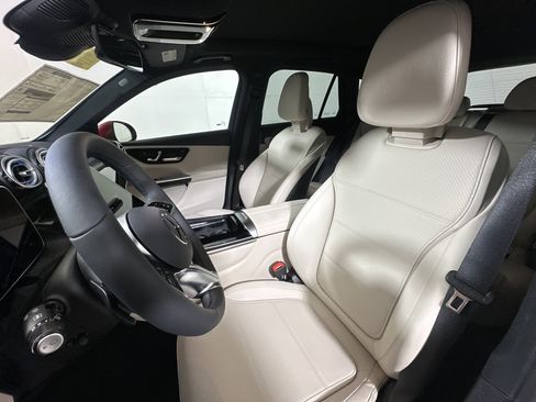 New 2026 Mercedes-Benz GLC 300 4MATIC image 9