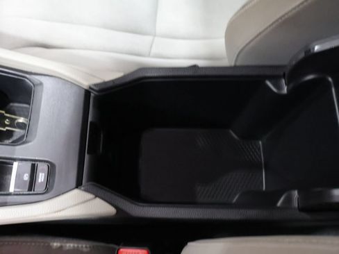 Used 2024 Honda Accord EX image 31