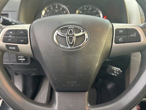 Used 2012 Toyota Corolla S image 13