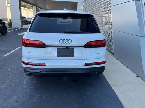 New 2026 Audi Q7 3.0T Premium Plus image 9