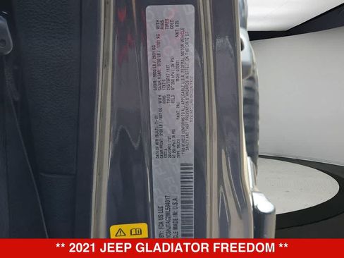 Used 2021 Jeep Gladiator Sport AWD/4WD image 34