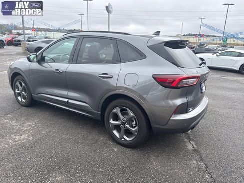 Used 2024 Ford Escape ST-Line w/ Tech Pack #1 image 4