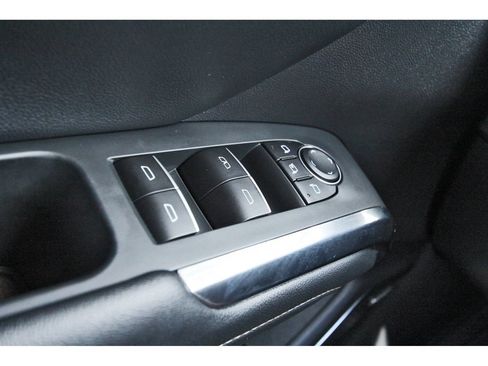 Used 2025 Chevrolet Traverse High Country w/ LPO, Floor Liner Package FWD image 20