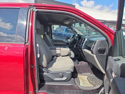 Used 2016 Ford F150 XLT w/ Trailer Tow Package image 14