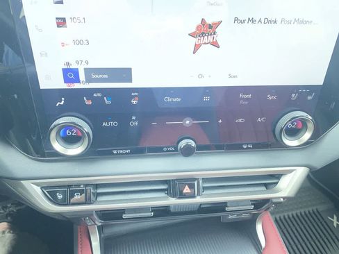 Used 2024 Lexus RX 500h F Sport w/ Convenience Package image 26