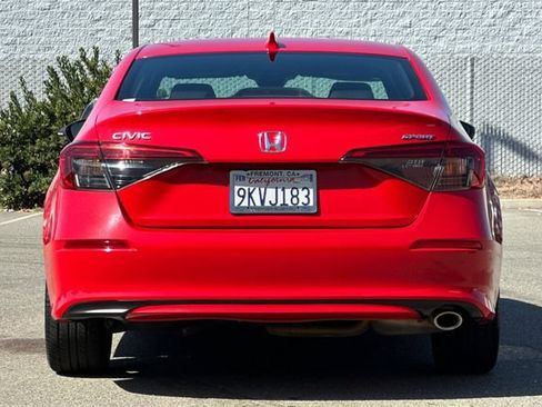 Used 2024 Honda Civic Sport image 5