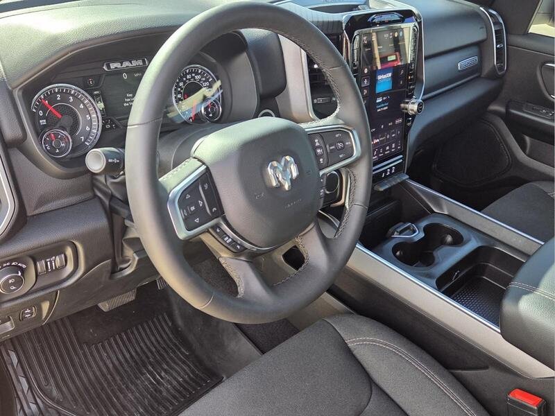 Used 2025 RAM 1500 Big Horn AWD/4WD image 12