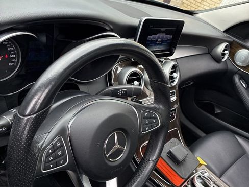 Used 2017 Mercedes-Benz C 300 4MATIC Sedan image 8