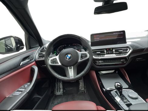 Used 2023 BMW X4 xDrive30i w/ M Sport Package AWD/4WD image 37