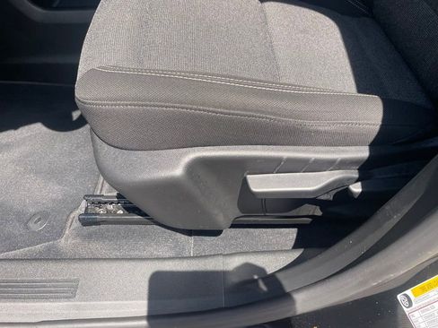 Used 2025 GMC Terrain Elevation w/ Technology Package II FWD image 10