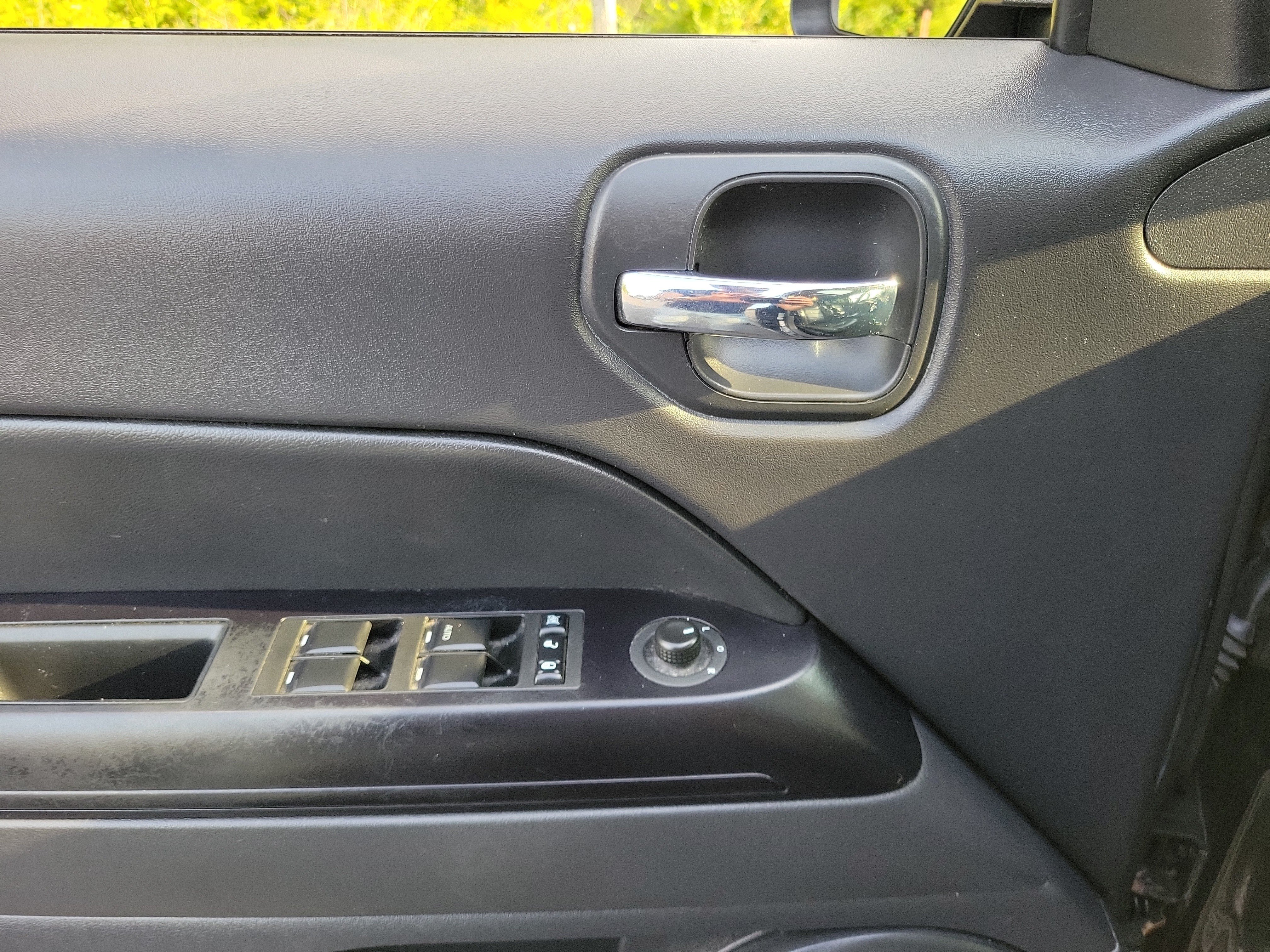 Used 2016 Jeep Patriot High Altitude FWD image 17