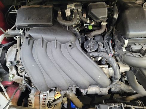 Used 2018 Nissan Versa S Plus FWD image 30