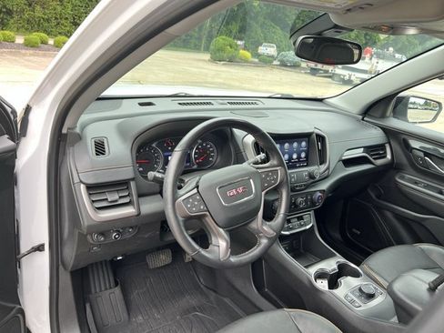 Used 2022 GMC Terrain AT4 w/ Infotainment Package II AWD/4WD image 10