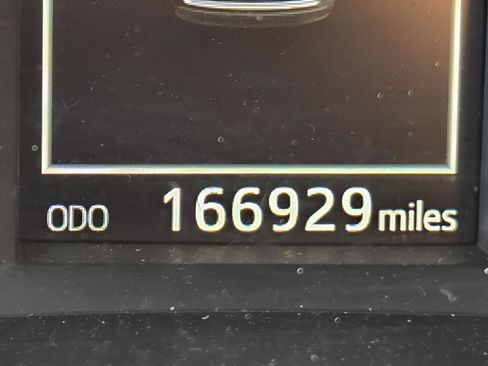 Used 2014 Toyota Highlander Limited Platinum image 24