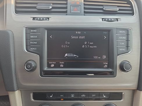 Used 2016 Volkswagen Golf SE w/ Lighting Package FWD image 17