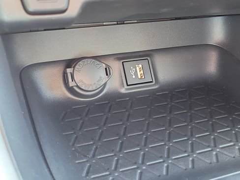 Certified 2024 Toyota RAV4 XLE w/ Convenience Package FWD image 28